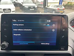 Used 2019 Peugeot Partner Professional Standard White - Interior and Exterior details 18