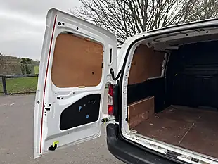 Used 2019 Peugeot Partner Professional White - Interior and Exterior details 10