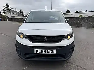 Used 2019 Peugeot Partner Professional White - Interior and Exterior details 2