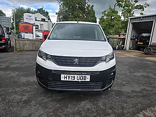 Used 2019 Peugeot Partner Professional White - Interior and Exterior details 2