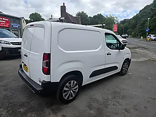 Used 2019 Peugeot Partner Professional White - Interior and Exterior details 11