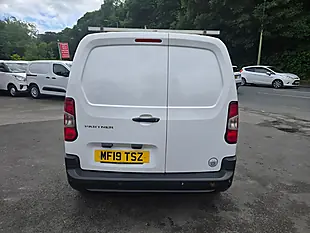 Used 2019 Peugeot Partner Professional White - Interior and Exterior details 9