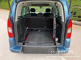 Used 2019 Peugeot Partner Tepee Active Blue - Interior and Exterior details 11