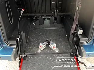 Used 2019 Peugeot Partner Tepee Active Blue - Interior and Exterior details 12