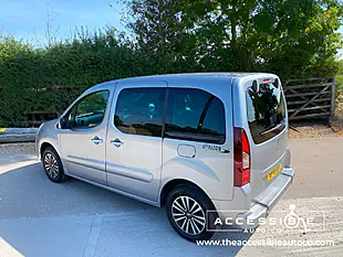 Used 2019 Peugeot Partner Tepee Active Horizon RS Grey - Interior and Exterior details 5