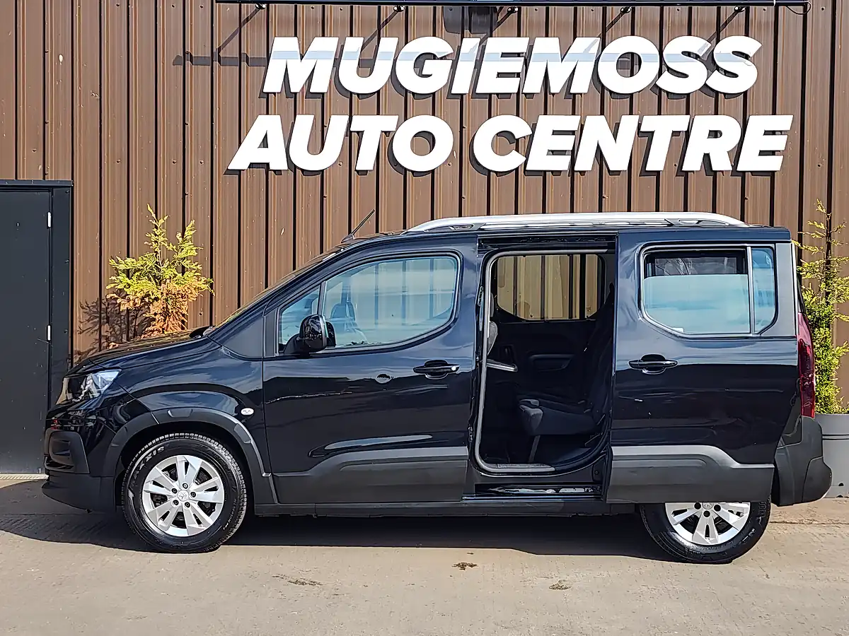 Used 2019 Peugeot Rifter Allure Black - Interior and Exterior details 5