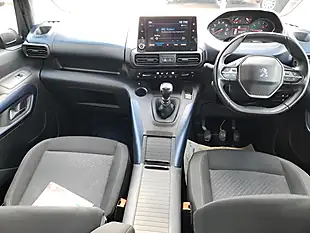 Used 2019 Peugeot Rifter Allure Black - Interior and Exterior details 8