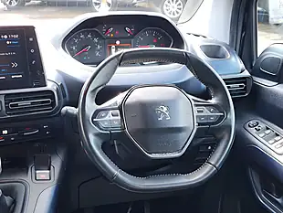 Used 2019 Peugeot Rifter Allure Black - Interior and Exterior details 9