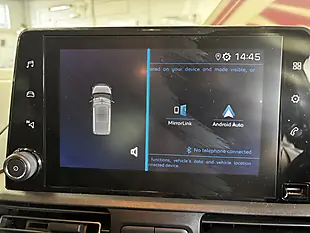 Used 2019 Peugeot Rifter Allure Blue - Interior and Exterior details 13