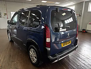 Used 2019 Peugeot Rifter Allure Blue - Interior and Exterior details 7