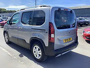 Used 2019 Peugeot Rifter Allure Grey - Interior and Exterior details 10