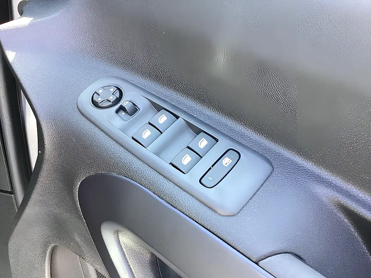Used 2019 Peugeot Rifter Allure Grey - Interior and Exterior details 15