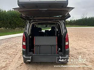 Used 2019 Peugeot Rifter Allure Horizon Grey - Interior and Exterior details 11