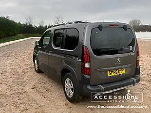 Used 2019 Peugeot Rifter Allure Horizon Grey - Interior and Exterior details 3