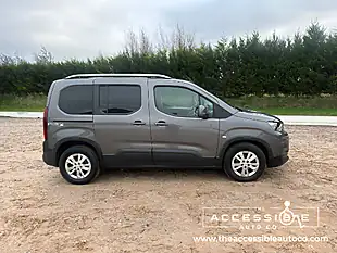 Used 2019 Peugeot Rifter Allure Horizon Grey - Interior and Exterior details 5
