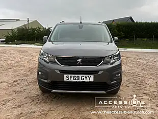 Used 2019 Peugeot Rifter Allure Horizon Grey - Interior and Exterior details 7