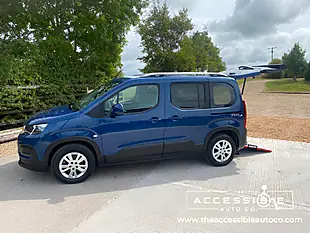 Used 2019 Peugeot Rifter Allure Horizon RS Blue - Interior and Exterior details 4