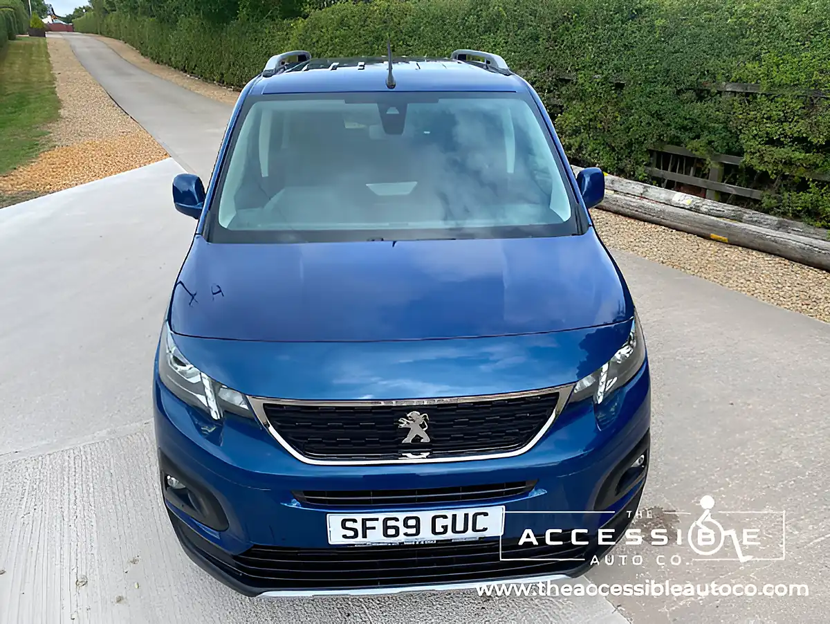 Used 2019 Peugeot Rifter Allure Horizon RS Blue - Interior and Exterior details 9