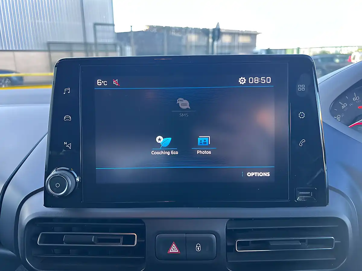 Used 2019 Peugeot Rifter Allure Onyx Black - Interior and Exterior details 11