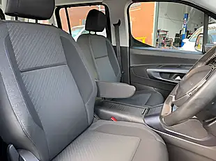 Used 2019 Peugeot Rifter Allure Onyx Black - Interior and Exterior details 11