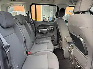 Used 2019 Peugeot Rifter Allure Onyx Black - Interior and Exterior details 16