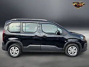 Used 2019 Peugeot Rifter Allure Onyx Black - Interior and Exterior details 2