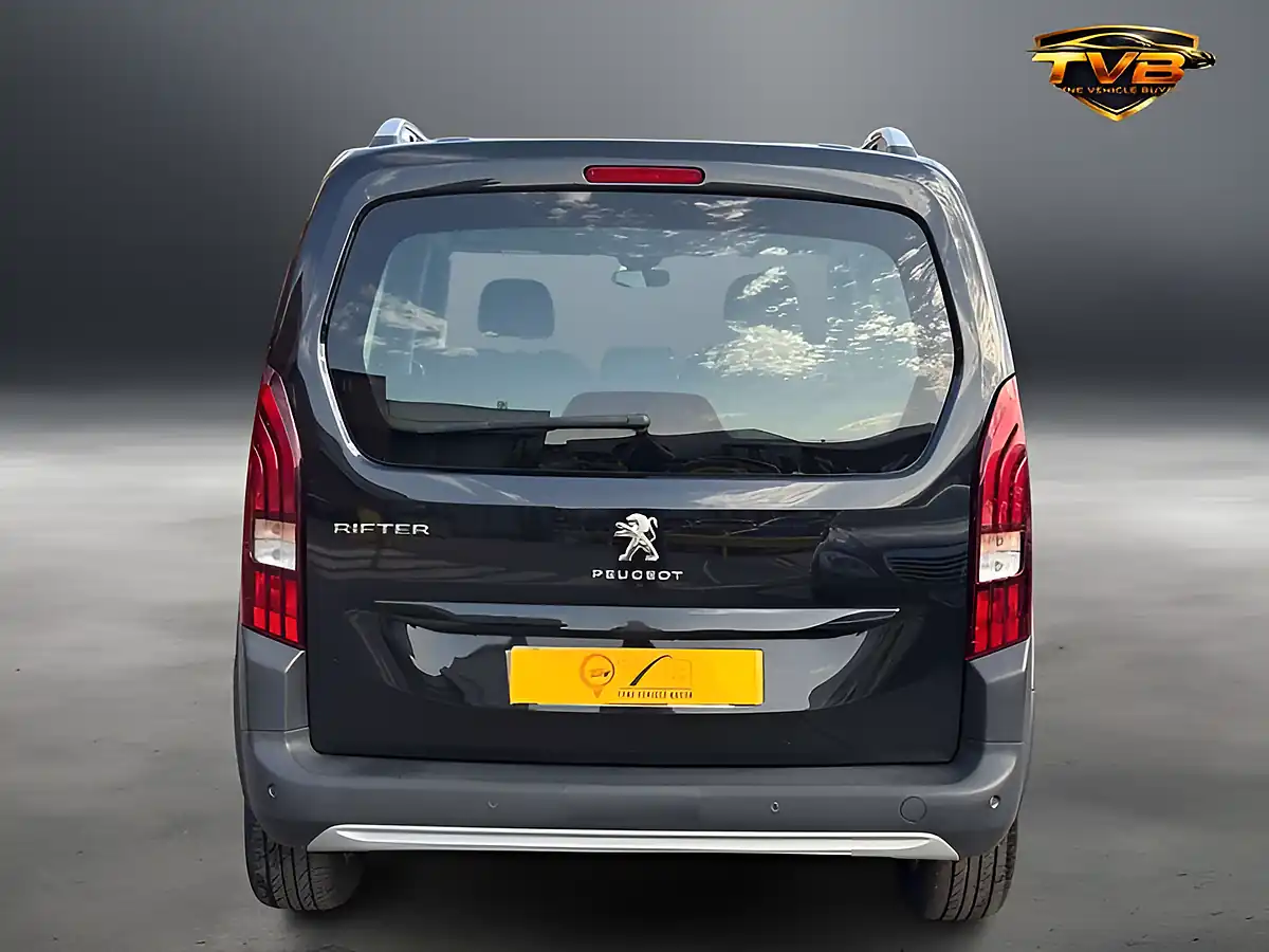 Used 2019 Peugeot Rifter Allure Onyx Black - Interior and Exterior details 5