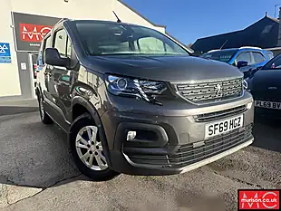 Used 2019 Peugeot Rifter Allure Premium Grey - Interior and Exterior details 2