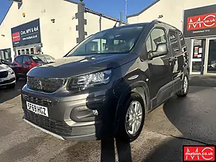 Used 2019 Peugeot Rifter Allure Premium Grey - Interior and Exterior details 4