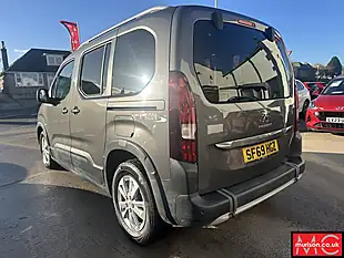 Used 2019 Peugeot Rifter Allure Premium Grey - Interior and Exterior details 7