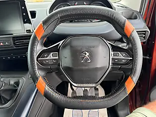 Used 2019 Peugeot Rifter Allure Standard Bronze - Interior and Exterior details 14
