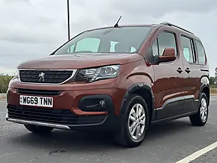 Used 2019 Peugeot Rifter Allure Standard Bronze - Interior and Exterior details 3