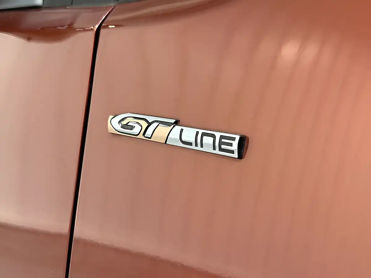 Used 2019 Peugeot Rifter GT Line Bronze - Interior and Exterior details 11