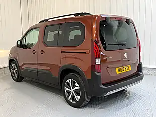 Used 2019 Peugeot Rifter GT Line Bronze - Interior and Exterior details 5