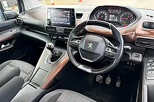 Used 2019 Peugeot Rifter GT Line Standard Beige - Interior and Exterior details 10