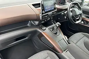 Used 2019 Peugeot Rifter GT Line Standard Beige - Interior and Exterior details 15