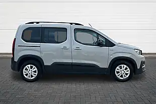 Used 2019 Peugeot Rifter GT Line Standard Beige - Interior and Exterior details 2