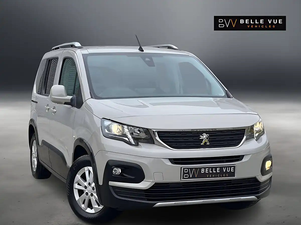 Used 2019 Peugeot Rifter Horizon Re Beige - Front View