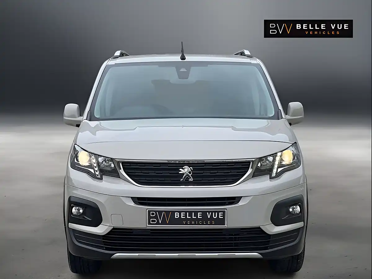 Used 2019 Peugeot Rifter Horizon Re Beige - Interior and Exterior details 10