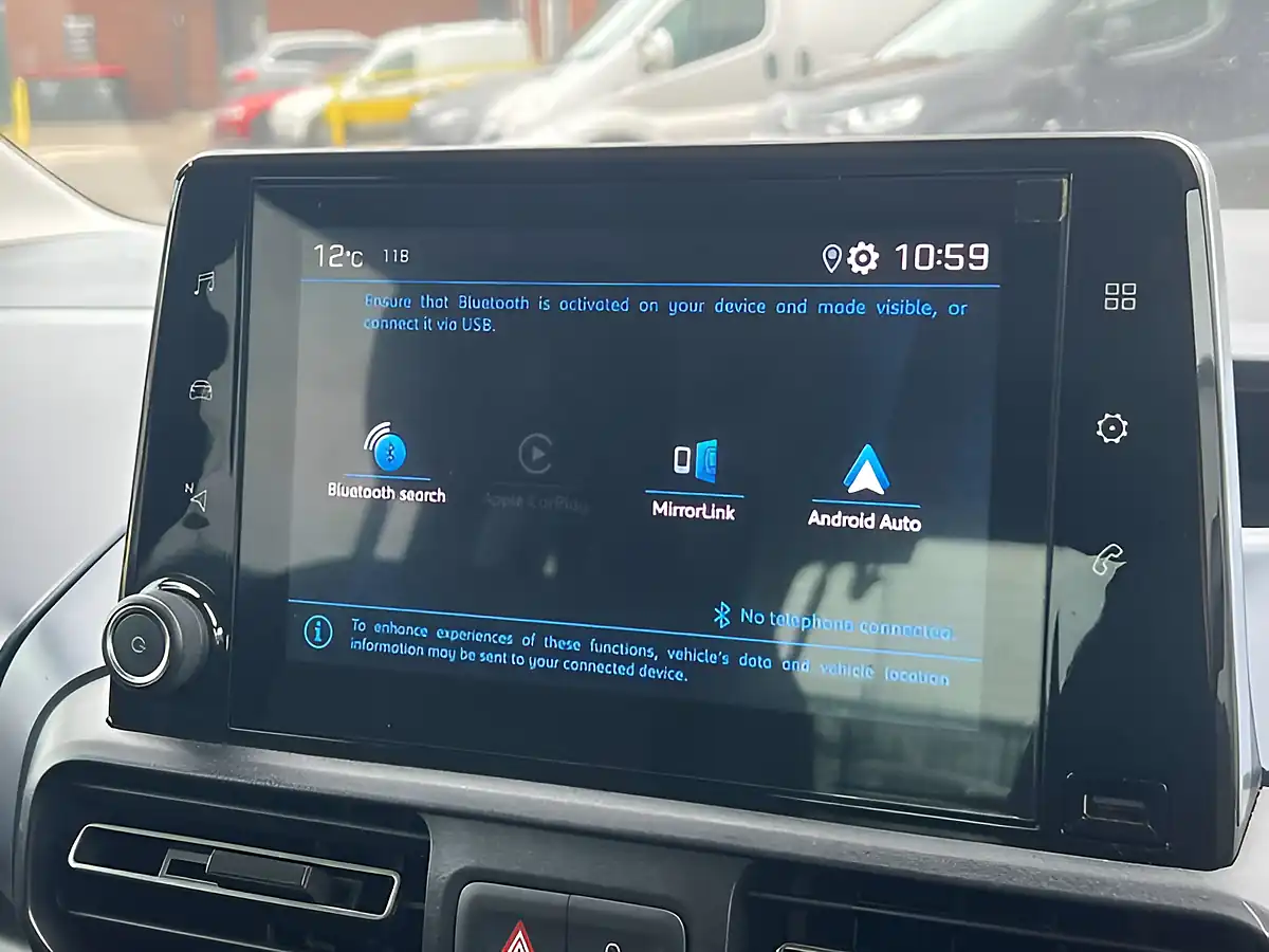 Used 2019 Peugeot Rifter Horizon Re Beige - Interior and Exterior details 20