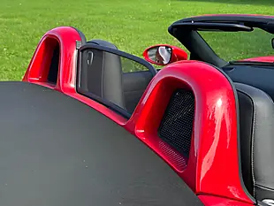 Used 2019 Porsche 718 Boxster Guards Red - Interior and Exterior details 17