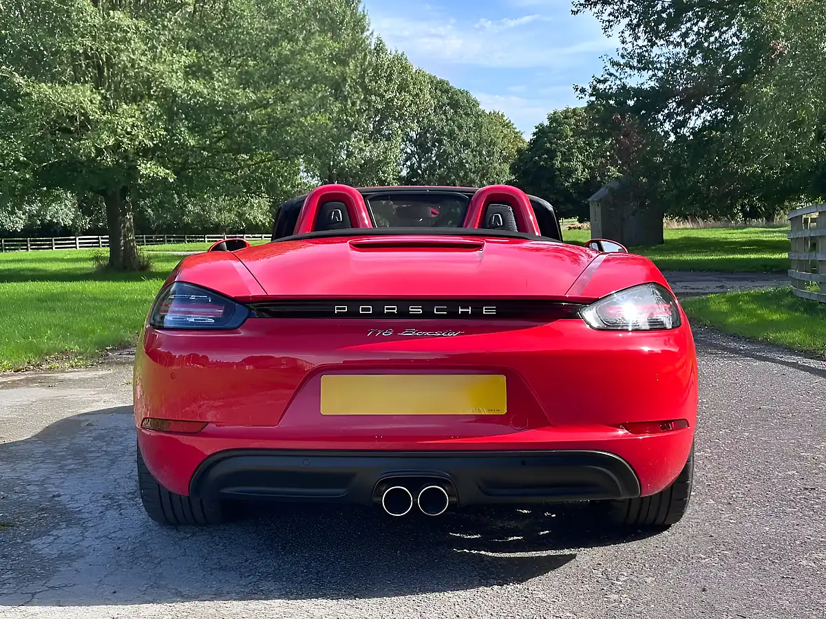 Used 2019 Porsche 718 Boxster Guards Red - Interior and Exterior details 5