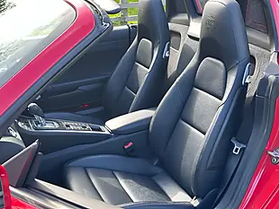 Used 2019 Porsche 718 Boxster Guards Red - Interior and Exterior details 9