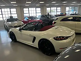 Used 2019 Porsche 718 Boxster White - Interior and Exterior details 2