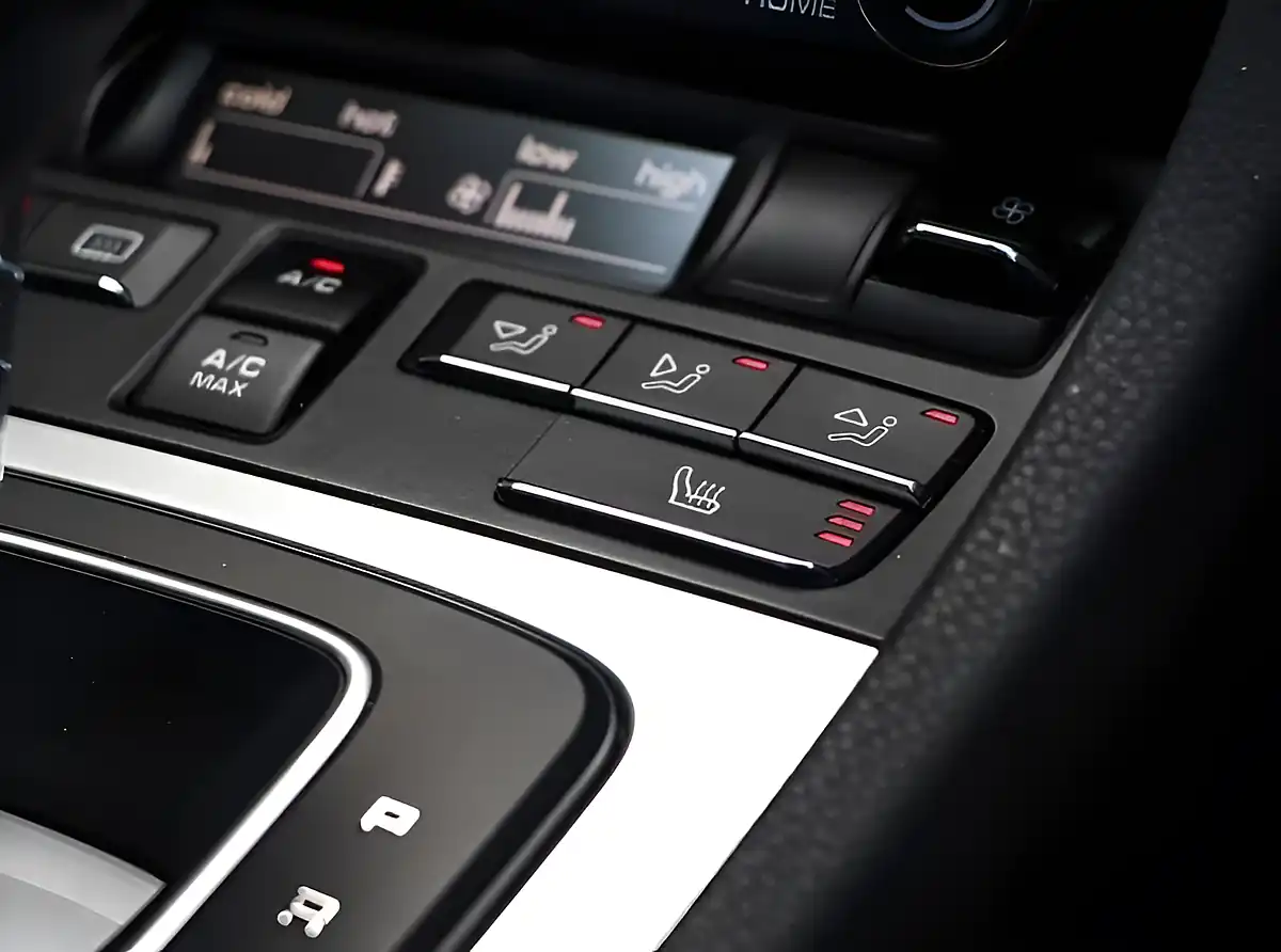 Used 2019 Porsche 718 Cayman Coupe Miami Blue - Interior and Exterior details 11