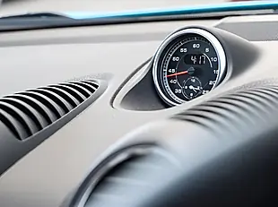 Used 2019 Porsche 718 Cayman Coupe Miami Blue - Interior and Exterior details 3