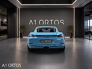 Used 2019 Porsche 718 Cayman Coupe Miami Blue - Interior and Exterior details 4