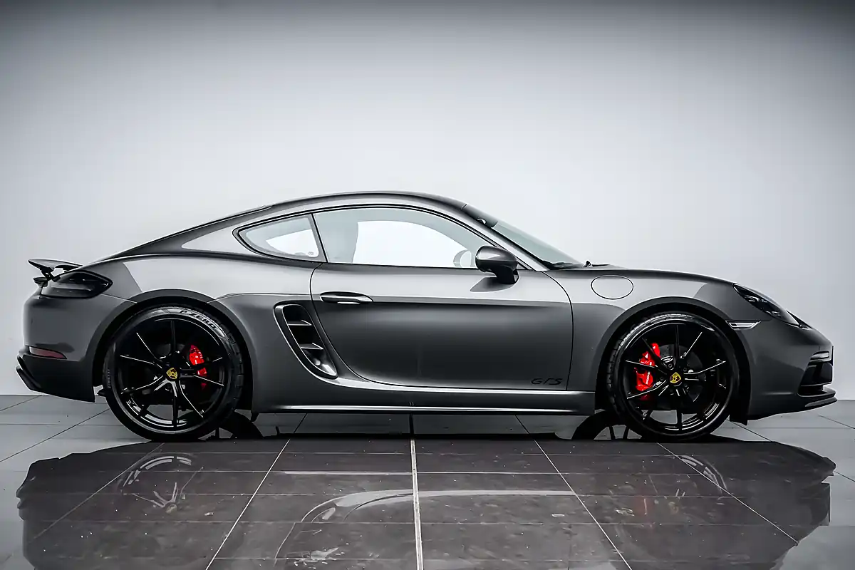 Used 2019 Porsche 718 Cayman Gts Grey - Interior and Exterior details 10