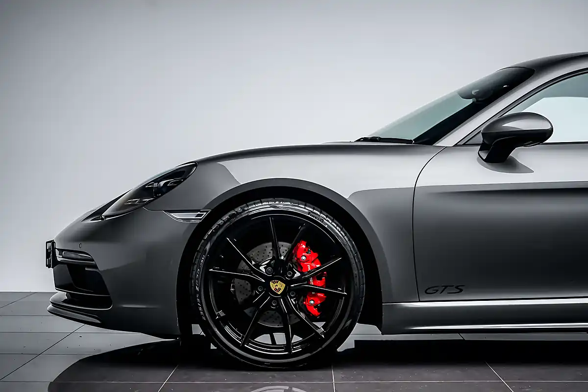 Used 2019 Porsche 718 Cayman Gts Grey - Interior and Exterior details 11