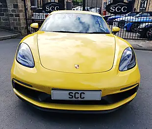 Used 2019 Porsche 718 Cayman Gts Racing Yellow - Interior and Exterior details 11